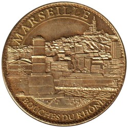 13- Marseille - Bouches-du-Rhône - L'entrée du port - 2010