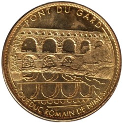 30- Vers-Pont-du-Gard - Aqueduc Romain - Reflet - 2010
